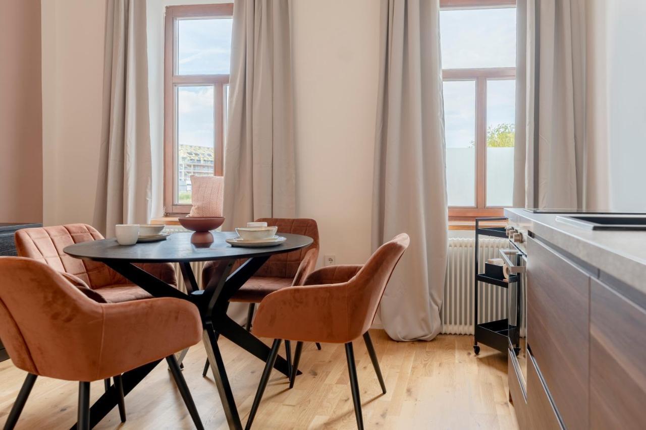 City Lounge Appartement Am Hauptbahnhof Sankt Polten Bagian luar foto