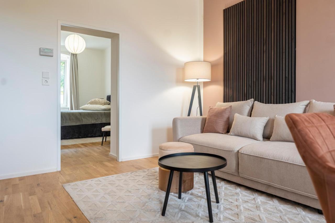 City Lounge Appartement Am Hauptbahnhof Sankt Polten Bagian luar foto